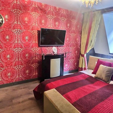 St.Roland Livu Square Apartment Riga Ngoại thất bức ảnh