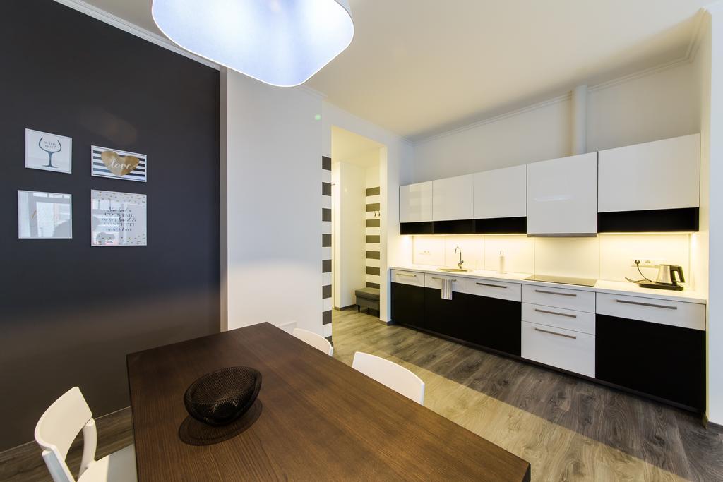St.Roland Livu Square Apartment Riga Ngoại thất bức ảnh