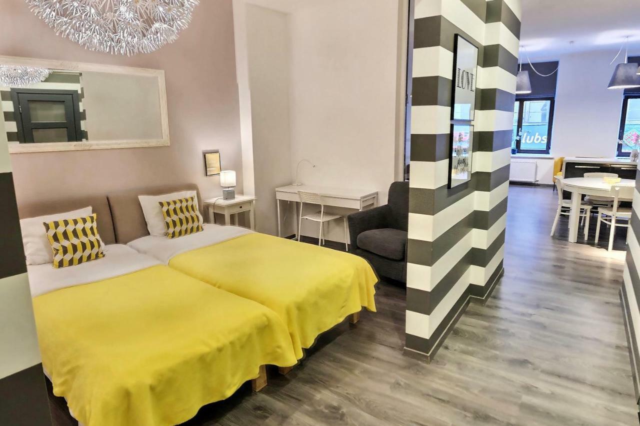 St.Roland Livu Square Apartment Riga Ngoại thất bức ảnh