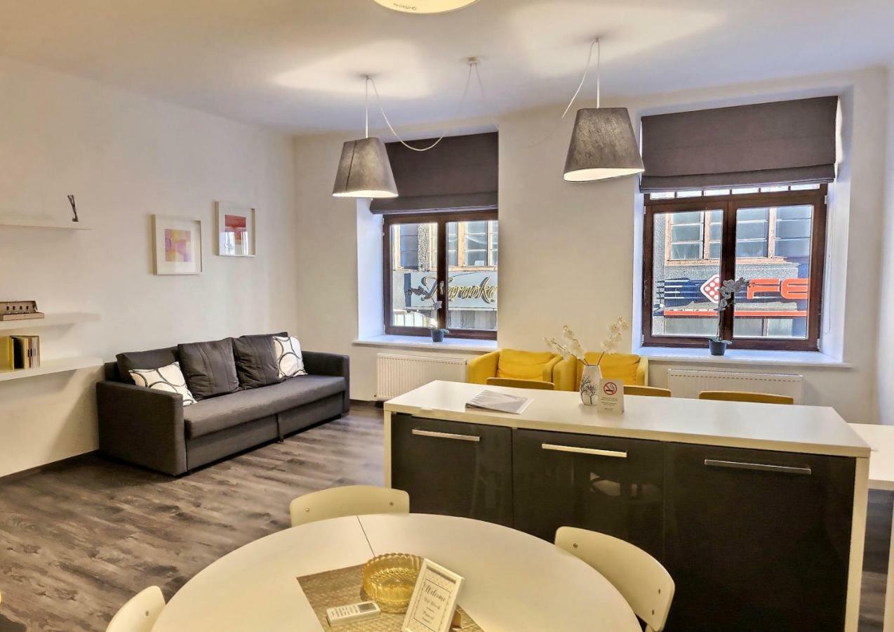 St.Roland Livu Square Apartment Riga Ngoại thất bức ảnh